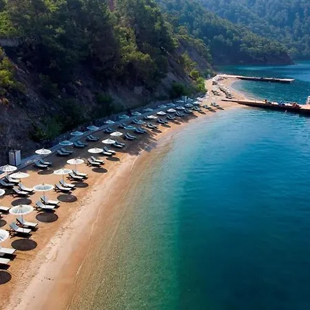 Central Location, Spacious W/pool & View Göcek