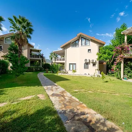 Central Location, Spacious W/pool & View Villa *